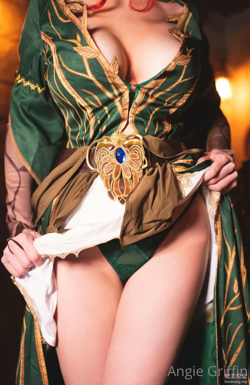 Angie Griffin - Triss Merigold (7).jpg